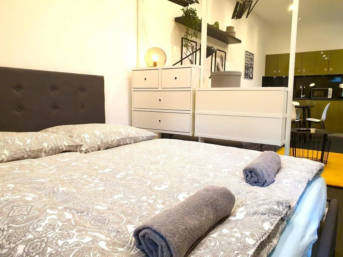 Apartment Cosy Studio With Private Parking Hamburg