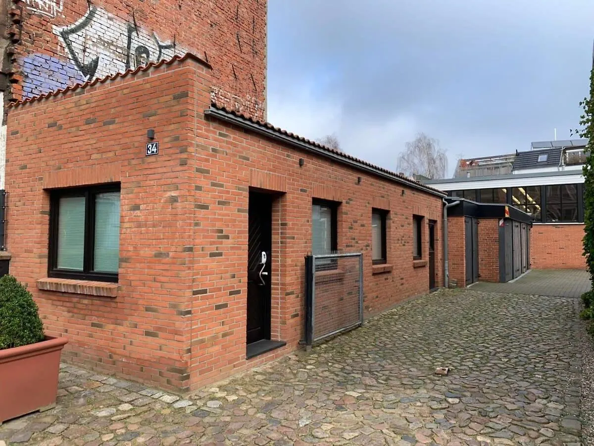 Cosy Studio With Private Parking Hamburg Apartment