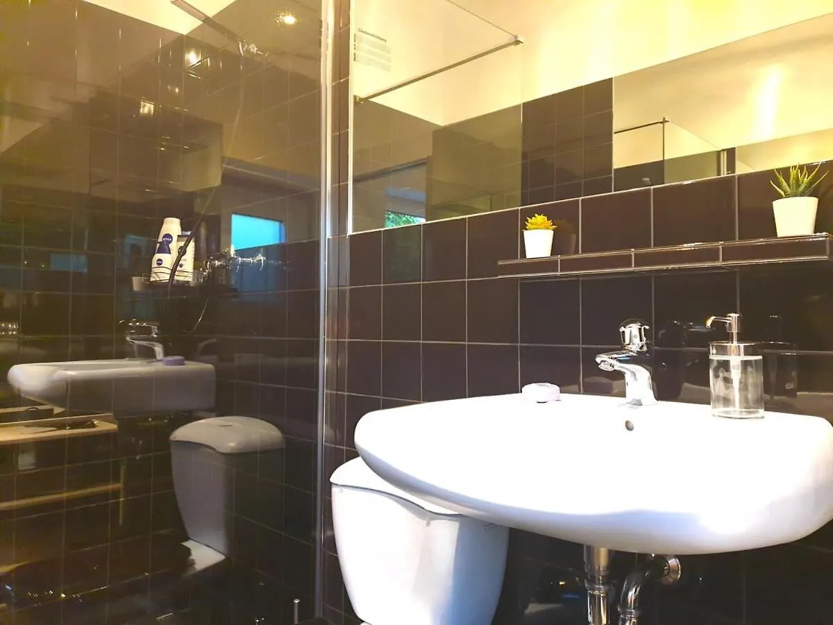 Cosy Studio With Private Parking Hamburg Germany